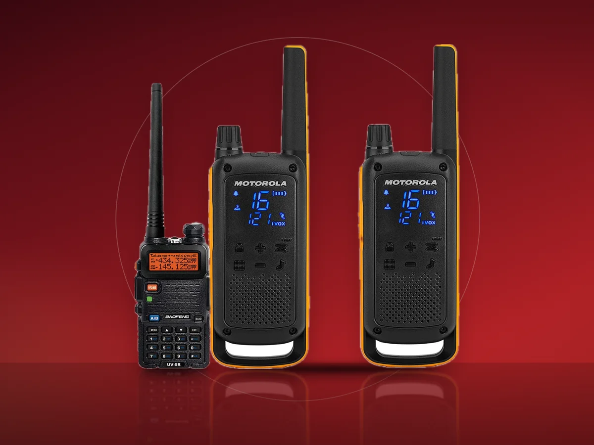 Statii walkie-talkie Motorola Talkabout si statie Baofeng UV-5R cu antena